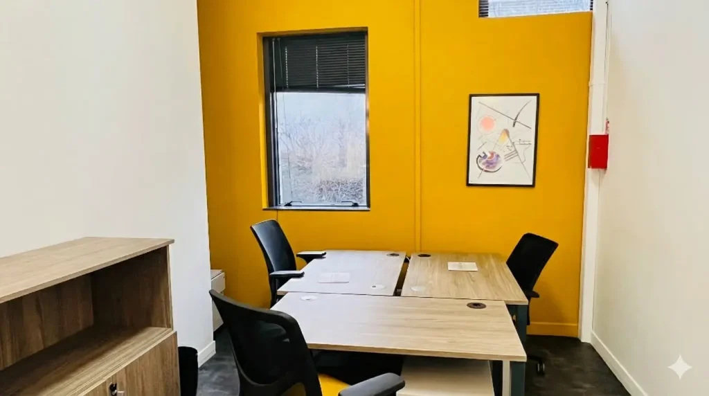 Coworking space in Vanves near the train station